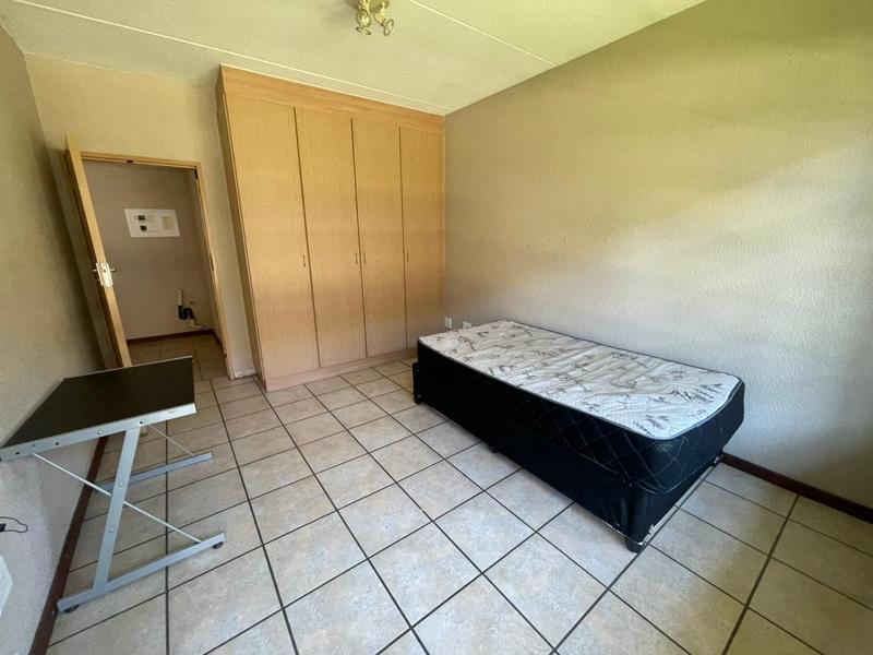 To Let 2 Bedroom Property for Rent in Die Bult North West
